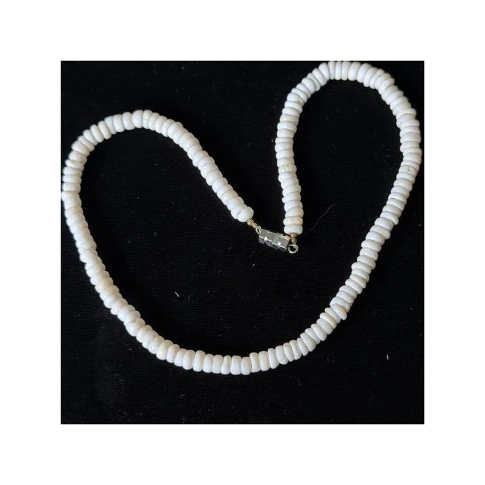White Heishi Disc Bead Necklace, Barrel Clasp, 15"